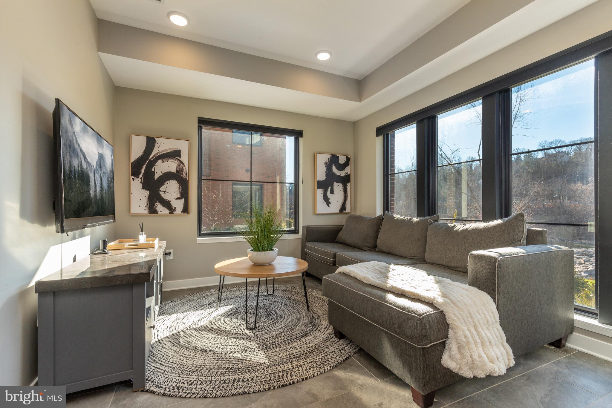 4578 Riverside Way Philadelphia, PA 19127 - Photo 12 of 60