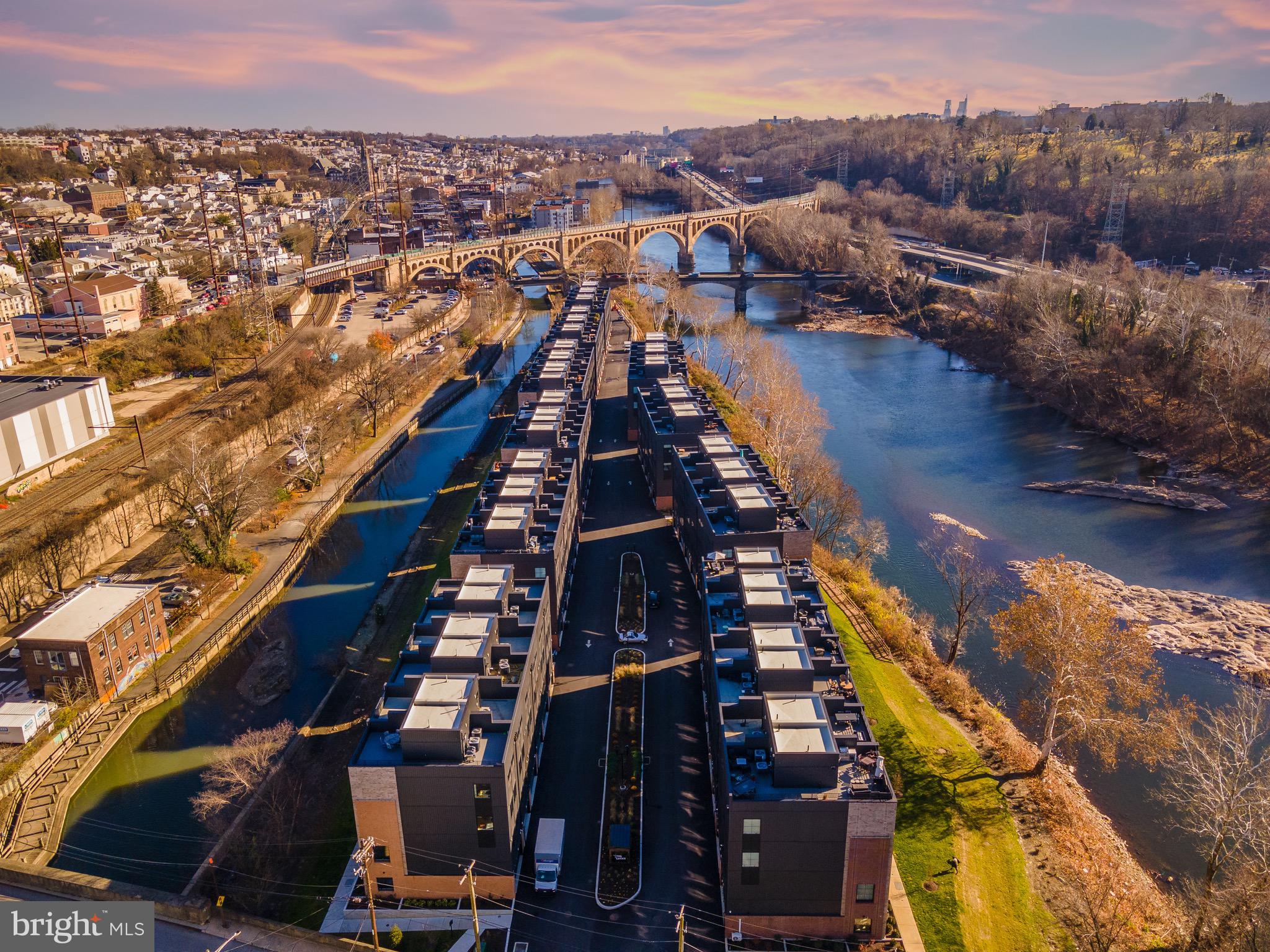 4578 Riverside Way Philadelphia, PA 19127 - Photo 2 of 60