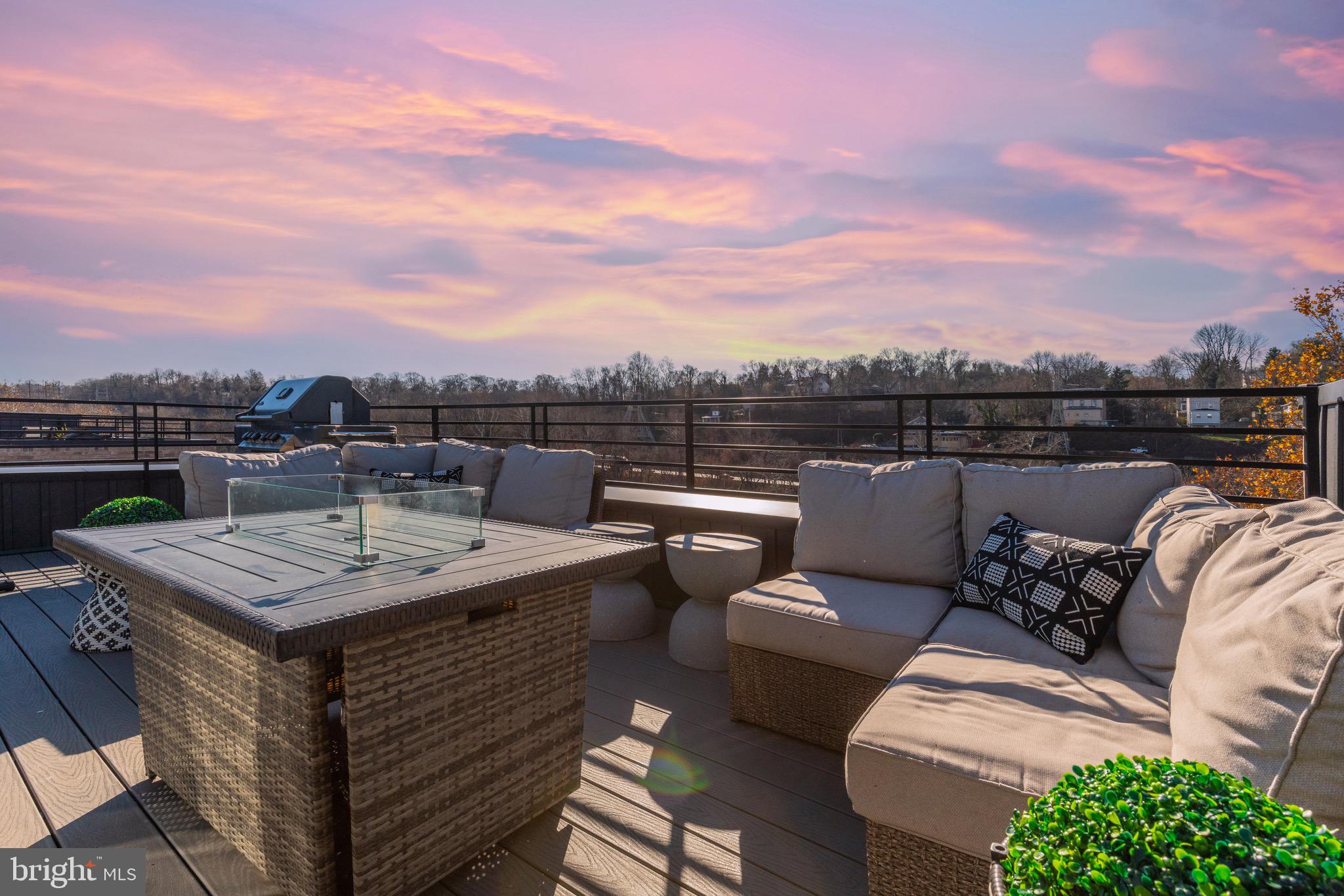 4578 Riverside Way Philadelphia, PA 19127 - Photo 48 of 60