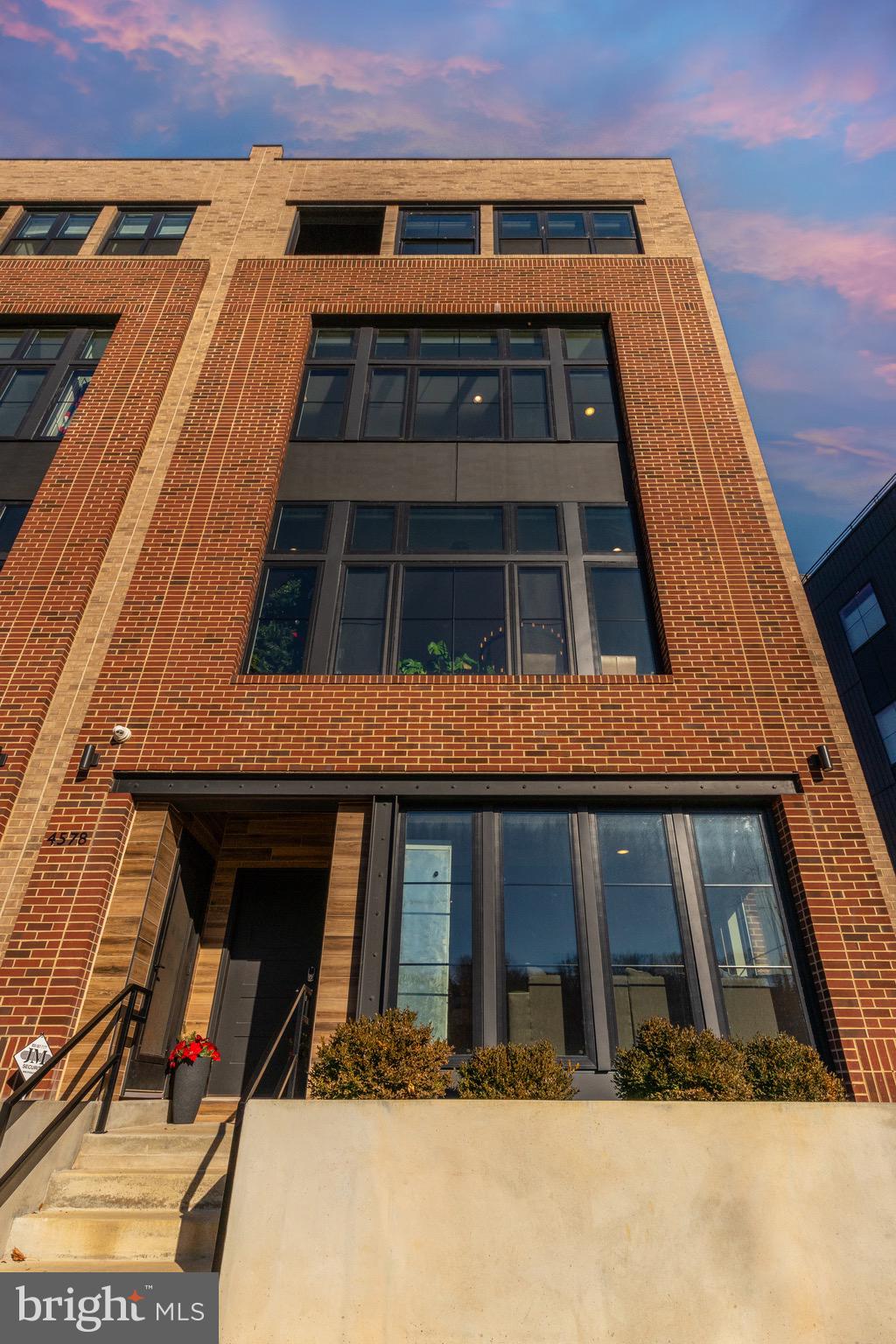 4578 Riverside Way Philadelphia, PA 19127 - Photo 54 of 60