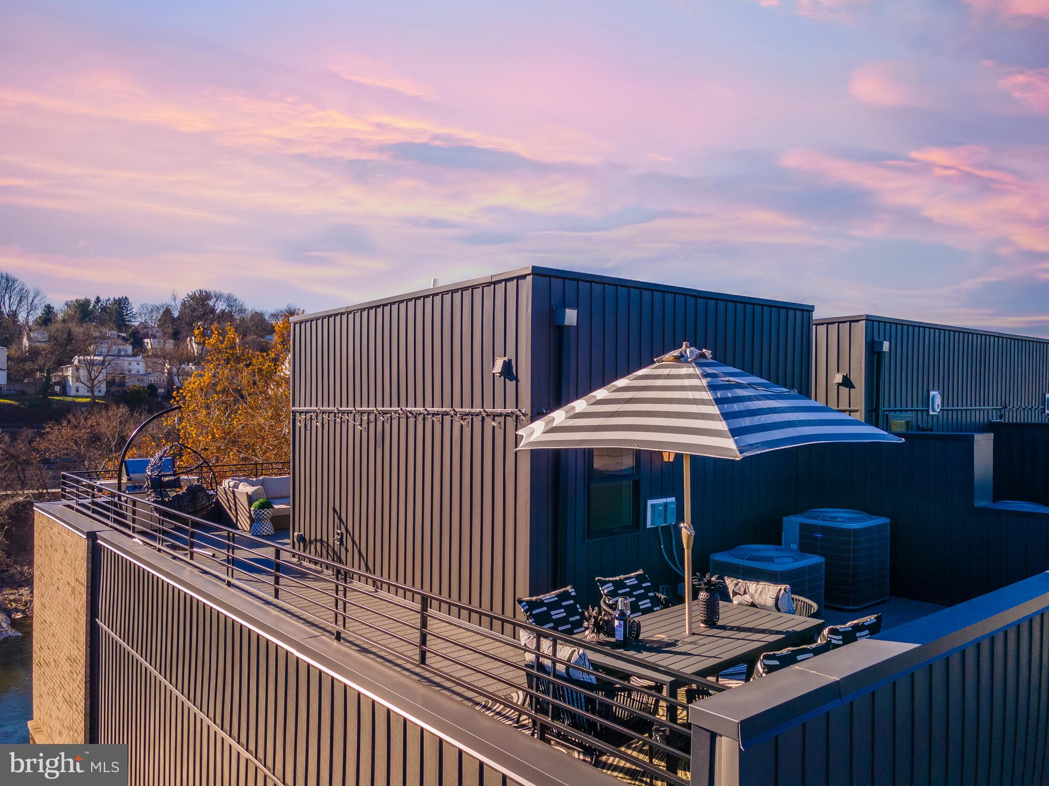 4578 Riverside Way Philadelphia, PA 19127 - Photo 7 of 60