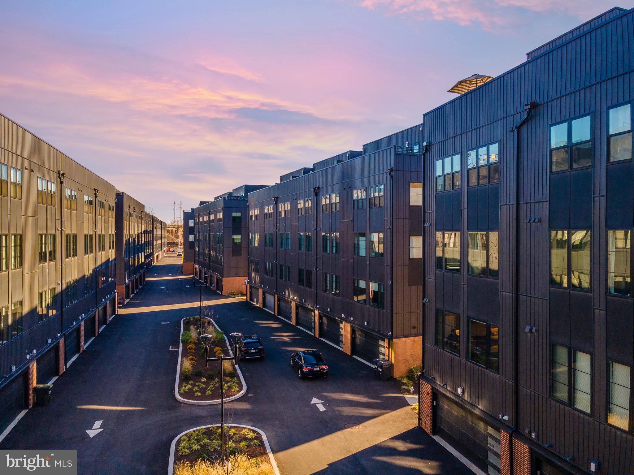 4578 Riverside Way Philadelphia, PA 19127 - Photo 9 of 60