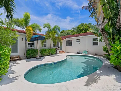 $1,100,000 | 1615 North Lakeside Drive, Lake Worth Beach, FL 33460