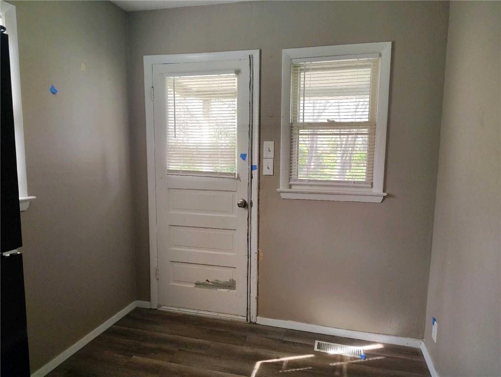 10816 East 27th Street Independence, MO 64052 - Photo 13 of 24