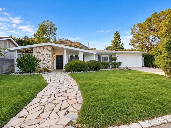 $6,995 | 1420 Belleau Road, Glendale, CA 91206
