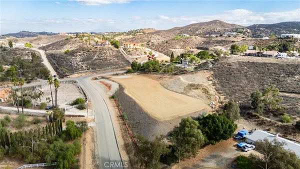 $699,000 | 14735 Descanso Drive, Lake Mathews, CA 92570