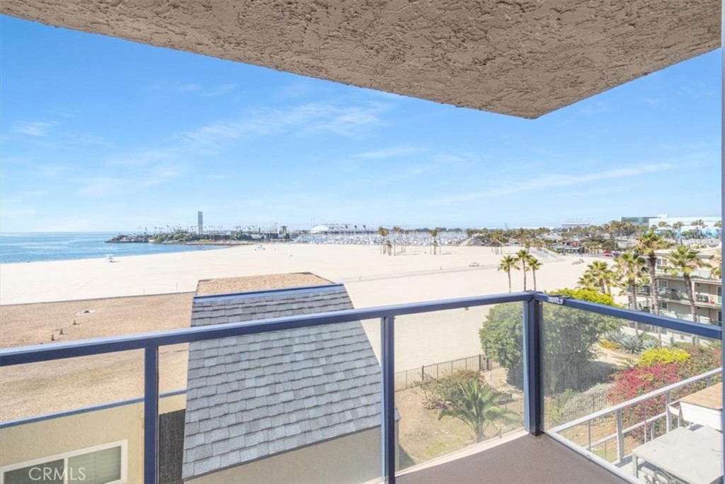 1 3rd, Unit 605 Long Beach, CA 90802 - Photo 12 of 56