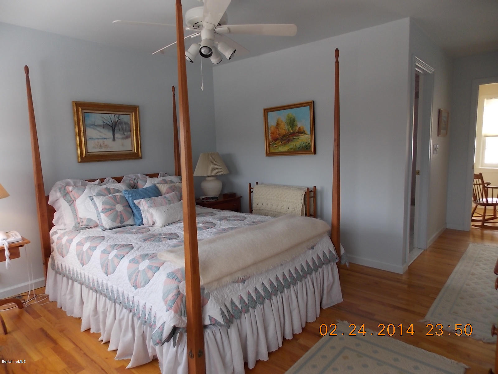 1136-9 Barker Road, Unit 9 Pittsfield, MA 01201 - Photo 18 of 45 a bedroom with bed and a window