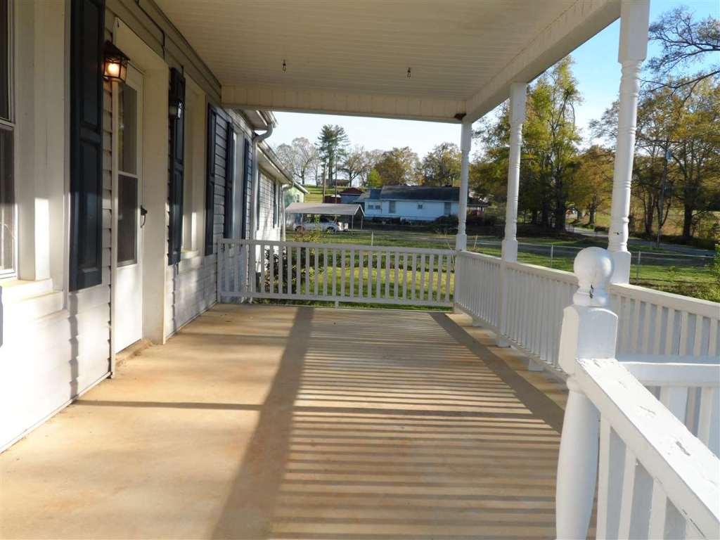210 Robinson Bridge Road Central, SC 29630 - Photo 7 of 25