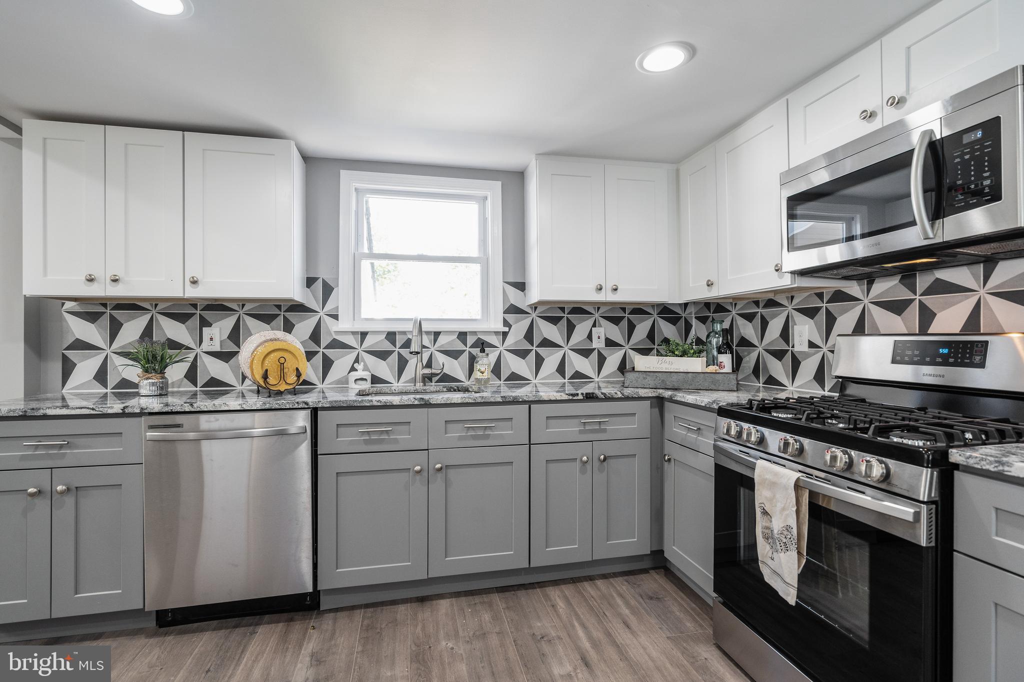 1707 Earhart Road Baltimore, MD 21221 - Photo 12 of 34 Gallery Image 12