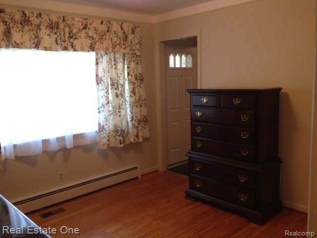 20165 Elwell Road Belleville, MI 48111 - Photo 13 of 19 photo 5 (2).jpg