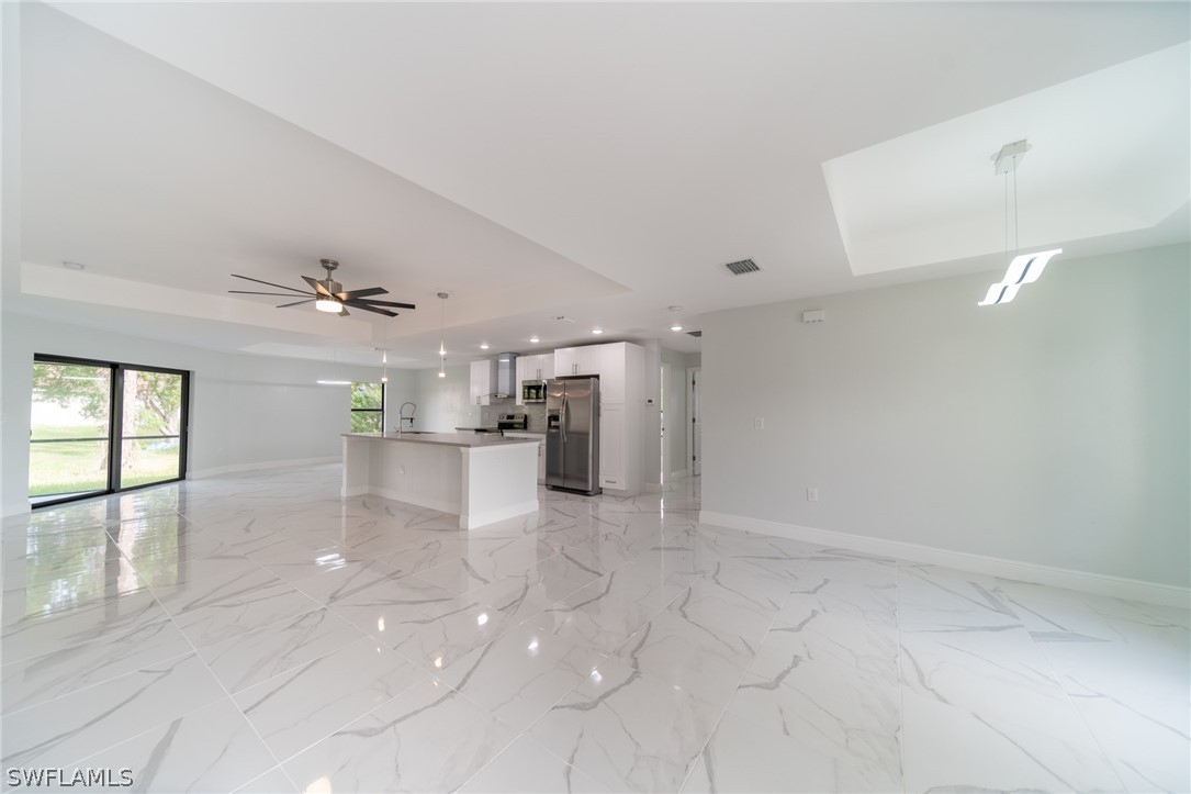 4100 2nd Street Southwest Lehigh Acres, FL 33976 - Photo 5 of 29 Gallery Image 5