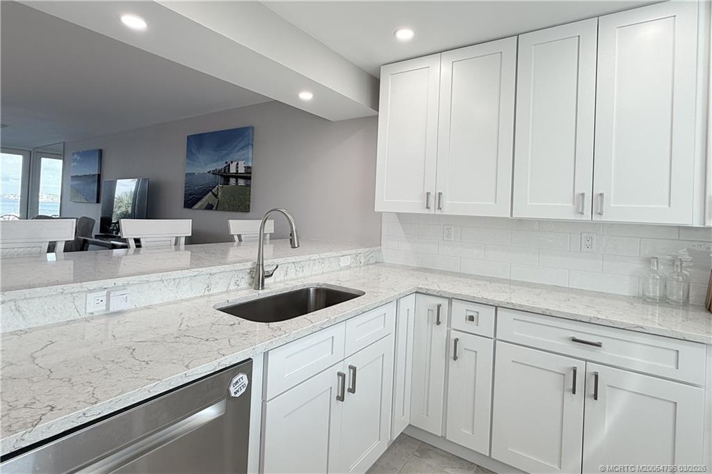 1950 Southwest Palm City Road, Unit 14305 Stuart, FL 34994 - Photo 5 of 29