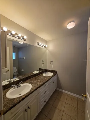 a bathroom with a toilet