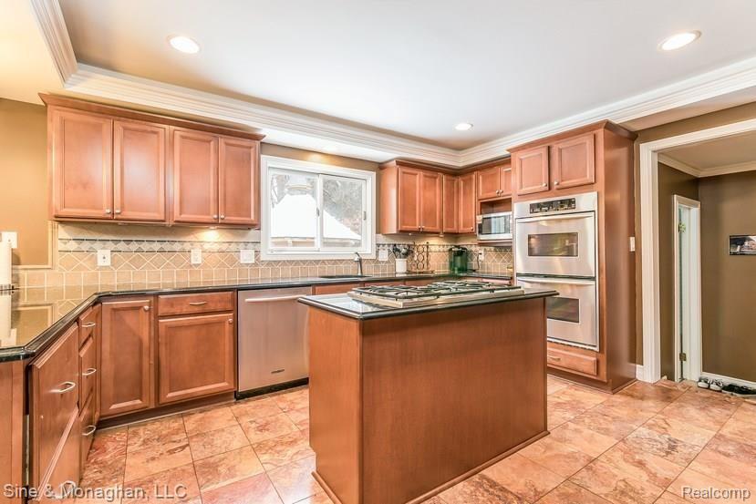 1228 Stuyvessant Road Bloomfield Hills, MI 48301 - Photo 13 of 49 Kitchen