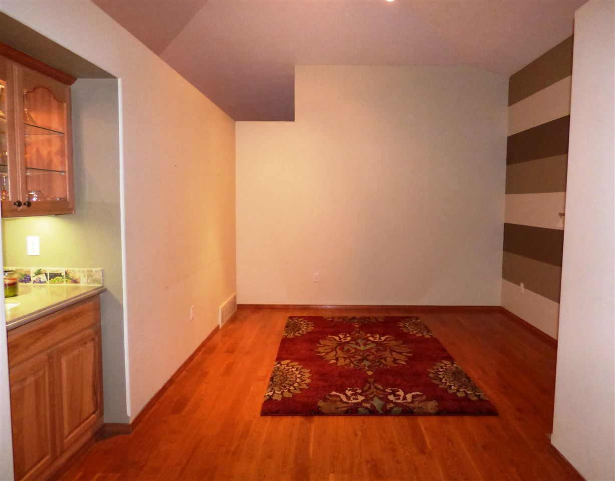 812 Upper Terrace Lane Colbert, WA 99005 - Photo 5 of 20 Gallery Image 5