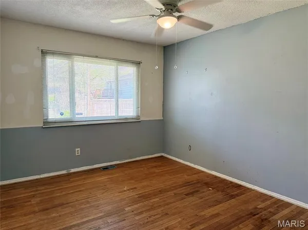$164,000 | 2210 Spoonwood Drive, Florissant, MO 63033
