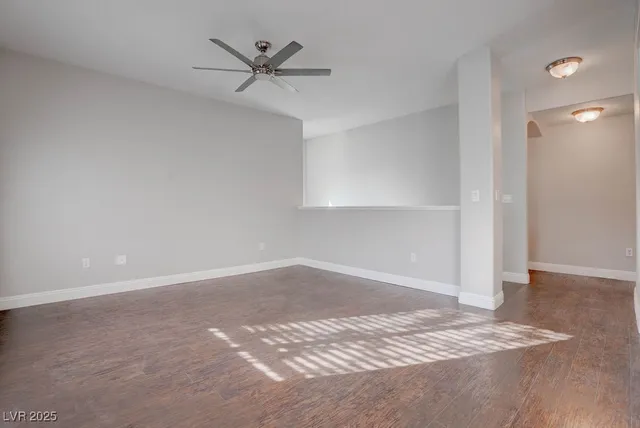 $1,700 | 7701 West Robindale Road, Unit 247, Las Vegas, NV 89113