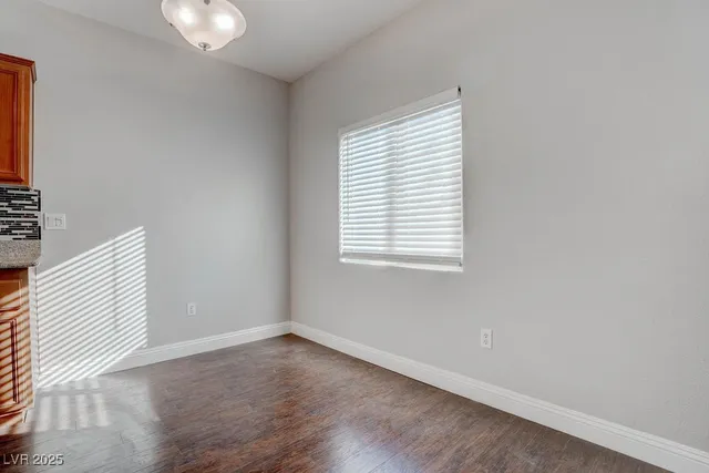 $1,700 | 7701 West Robindale Road, Unit 247, Las Vegas, NV 89113