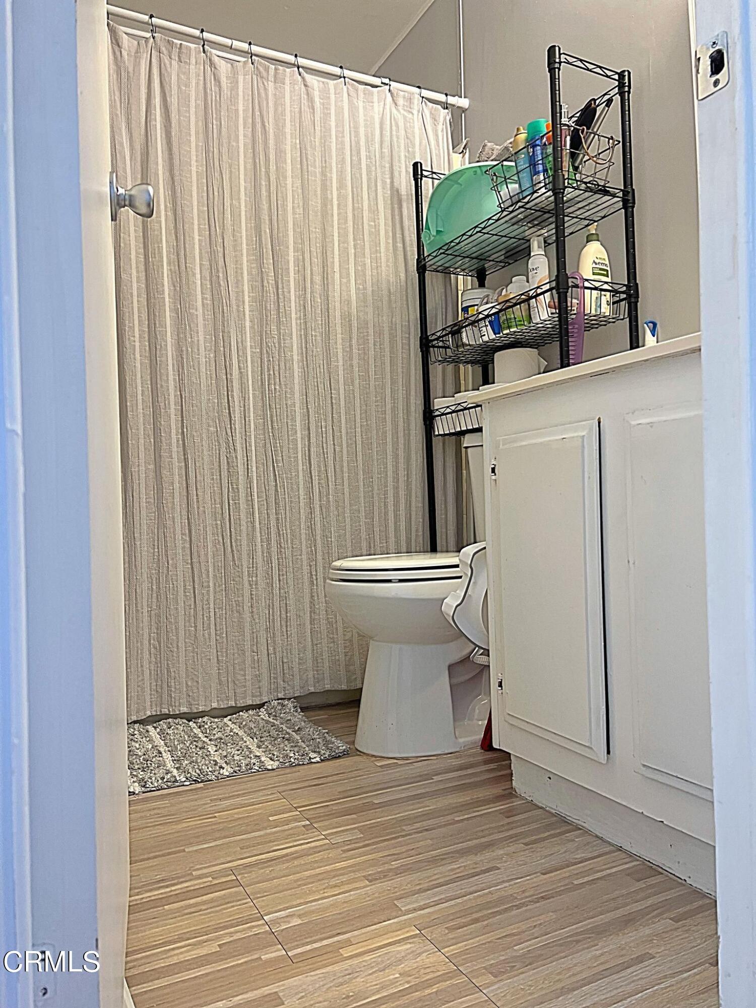 2510 Elderberry Drive, Unit 60 Oxnard, CA 93036 - Photo 23 of 37 a bathroom with a sink and a toilet
