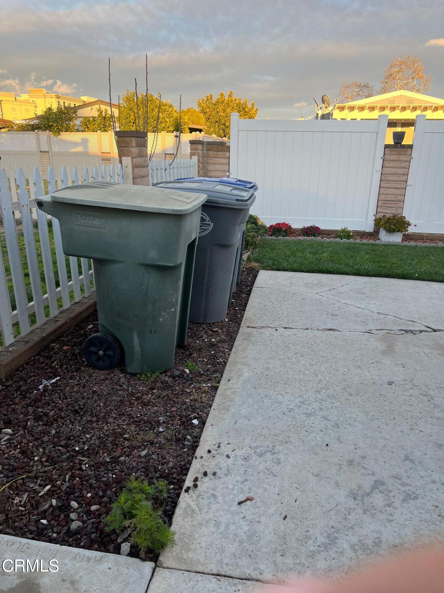 2510 Elderberry Drive, Unit 60 Oxnard, CA 93036 - Photo 31 of 37 a view of outdoor space yard and swimming pool