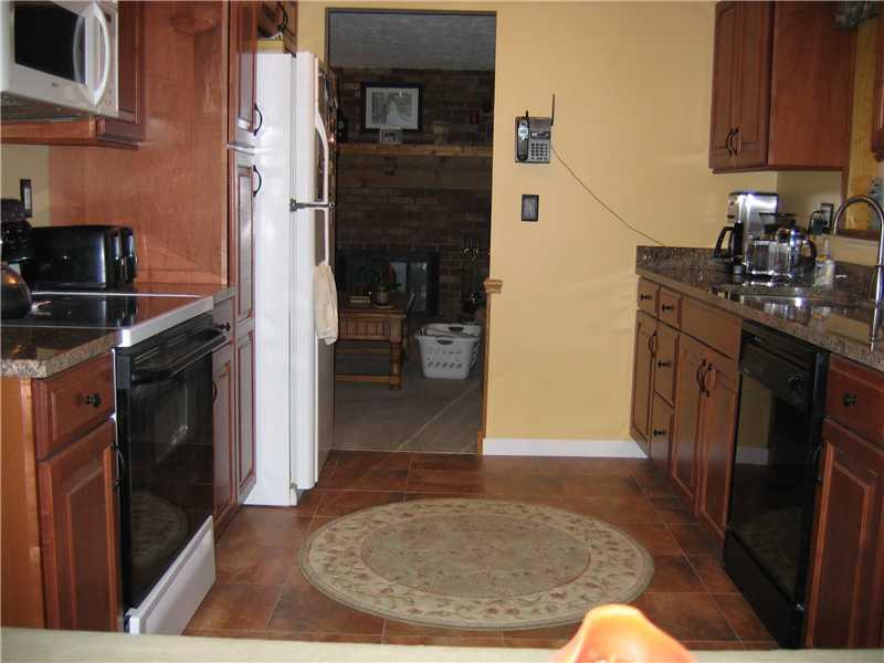 336 Partridge Run Road Gibsonia, PA 15044 - Photo 5 of 16 Kitchen. The updated kitchen also accesses the family room.