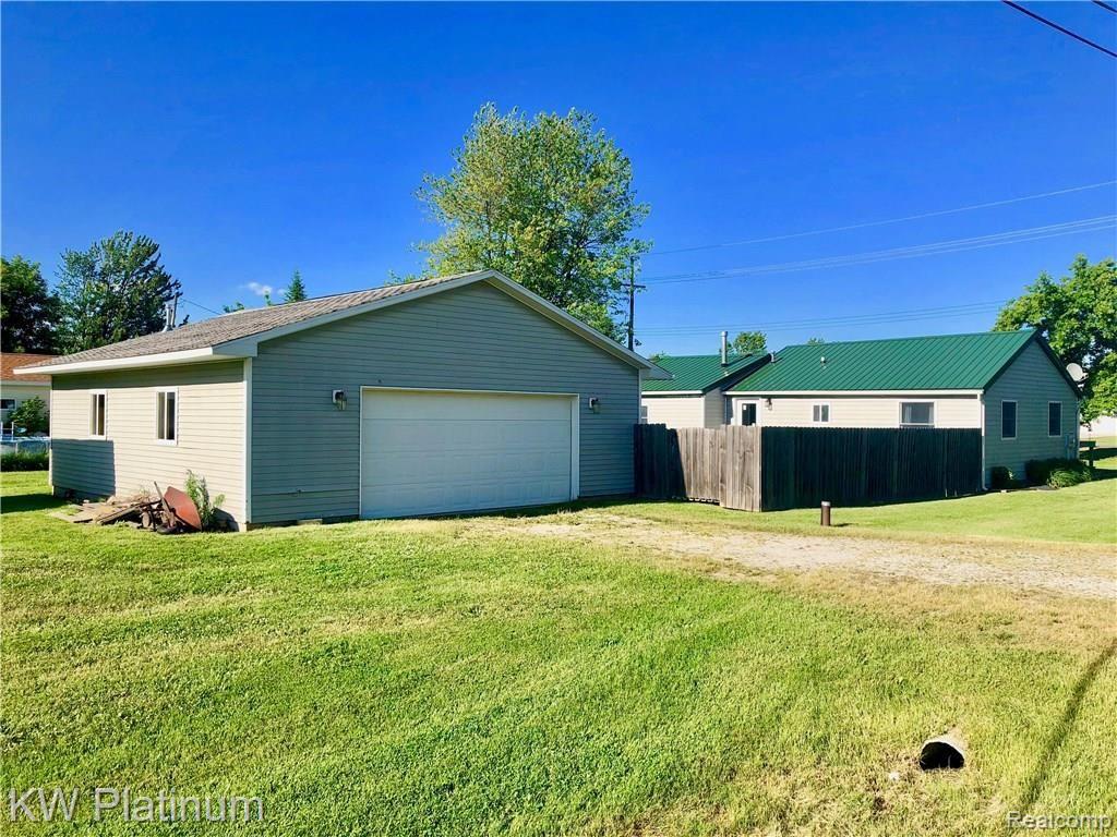 1355 Allen Road Smiths Creek, MI 48074 - Photo 12 of 34 IMG_2019.jpg