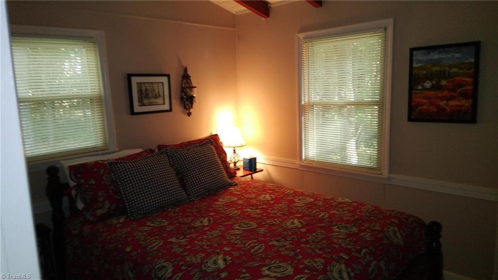 175 Chateau Road Fancy Gap, VA 24328 - Photo 8 of 15 Gallery Image 8