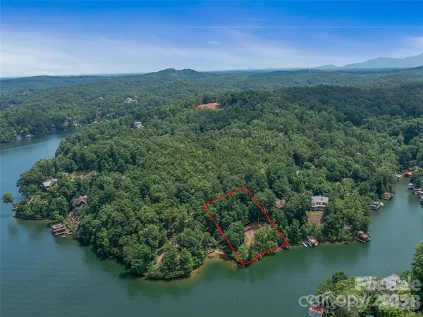 $1,199,000 | 99999 Hawthorne Drive, Lake Lure, NC 28746