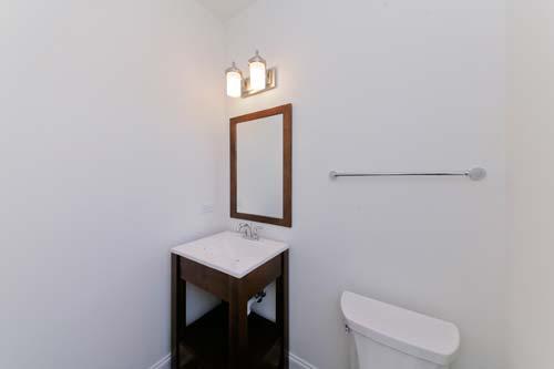 5237 West Olive Avenue Chicago, IL 60646 - Photo 8 of 16