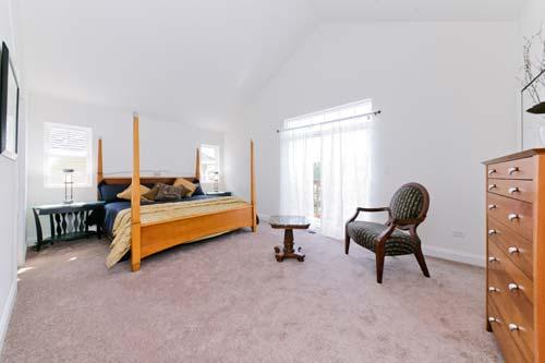 5237 West Olive Avenue Chicago, IL 60646 - Photo 9 of 16