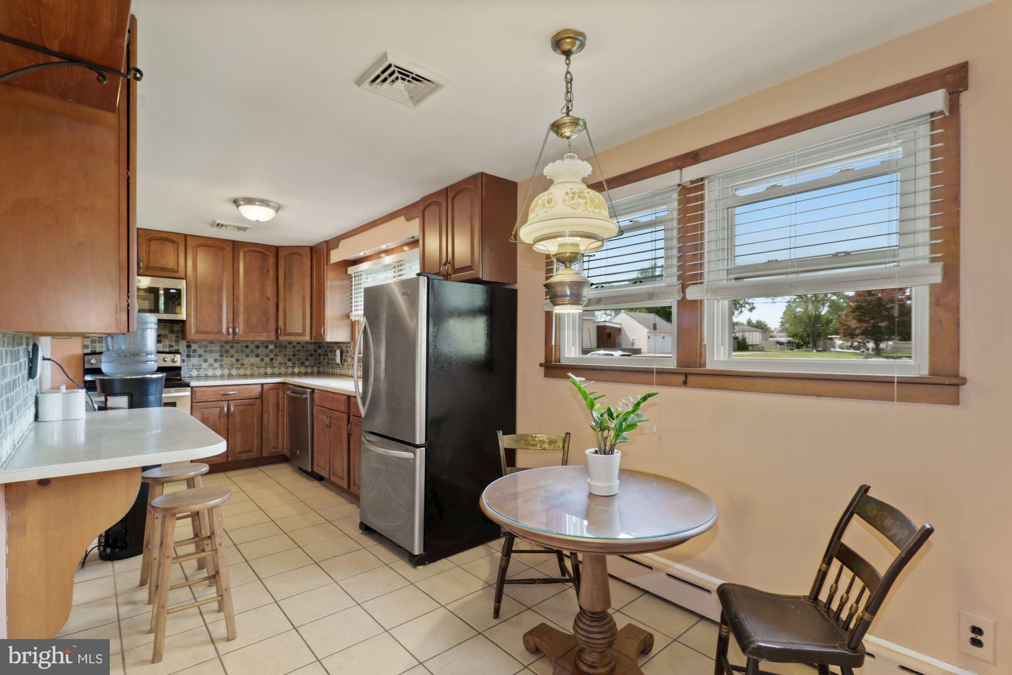 1415 Daws Road Blue Bell, PA 19422 - Photo 5 of 23 Gallery Image 5