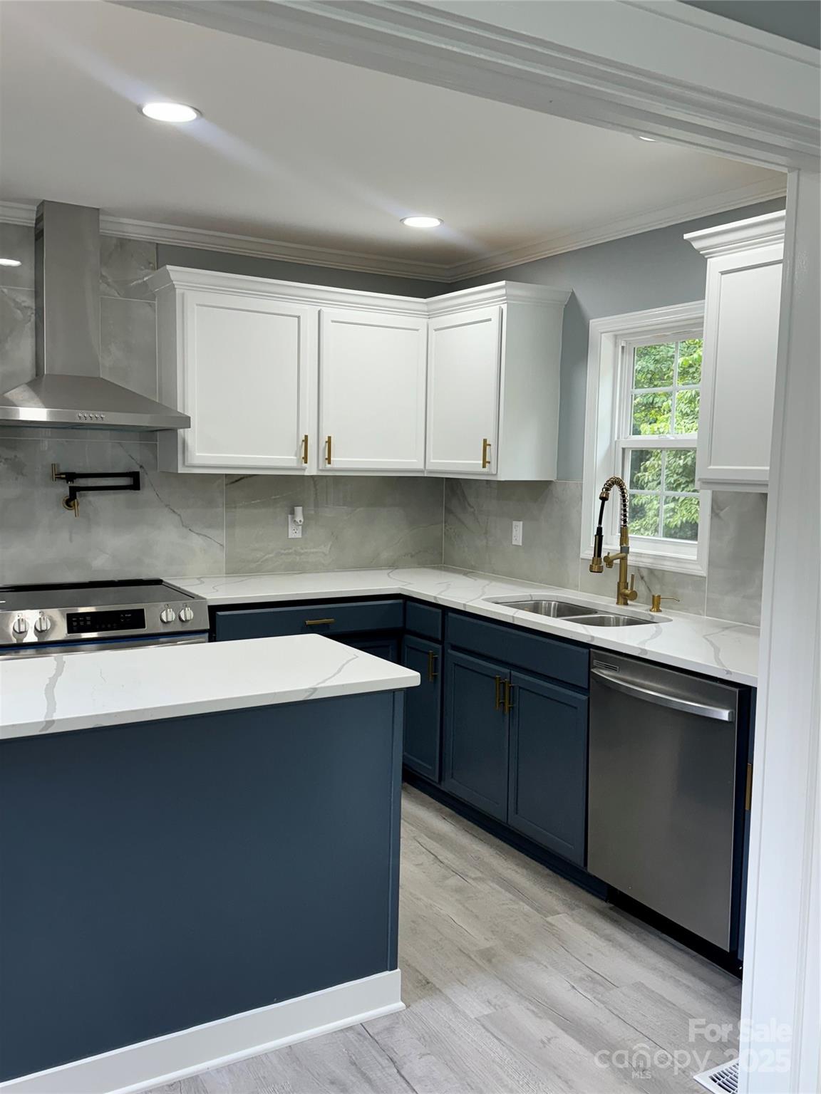 911 South Spencer Avenue Spencer, NC 28159 - Photo 15 of 16