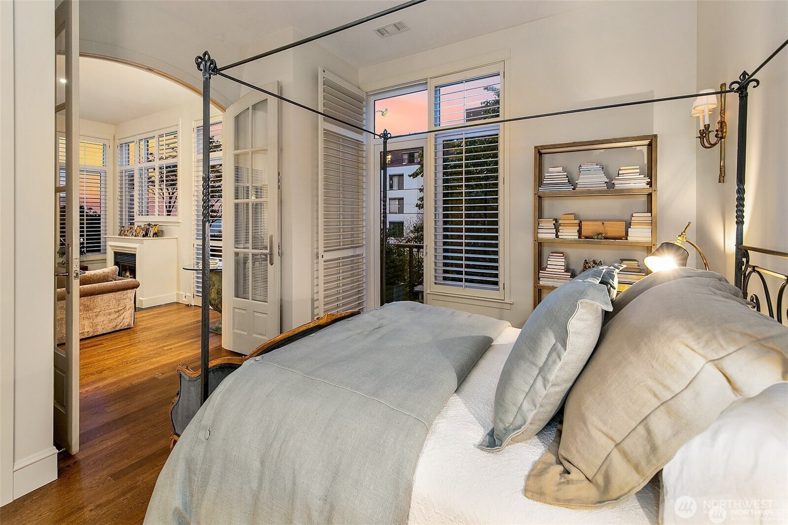 2801 1st Avenue, Unit 113 Seattle, WA 98121 - Photo 22 of 38