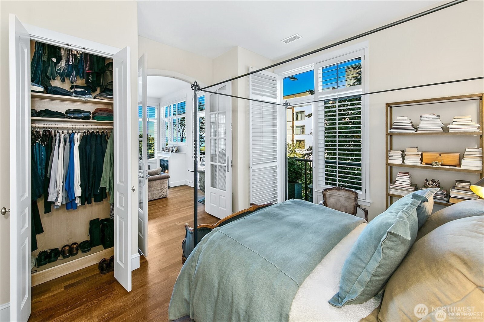 2801 1st Avenue, Unit 113 Seattle, WA 98121 - Photo 24 of 38