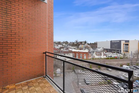 $769,000 | 33 North Water Street, Unit 607, Norwalk, CT 06854