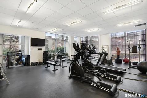 $769,000 | 33 North Water Street, Unit 607, Norwalk, CT 06854