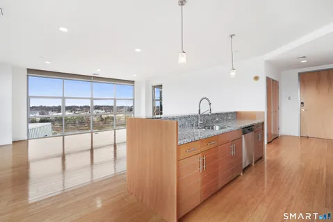 $769,000 | 33 North Water Street, Unit 607, Norwalk, CT 06854