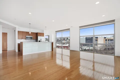 $769,000 | 33 North Water Street, Unit 607, Norwalk, CT 06854