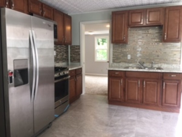 960 Main Street Holyoke, MA 01040 - Photo 7 of 13 Gallery Image 7