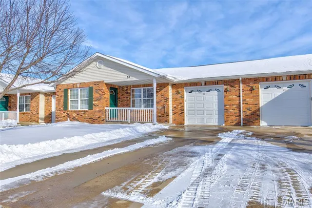 $214,900 | 53 Parkside Drive, Bethalto, IL 62010