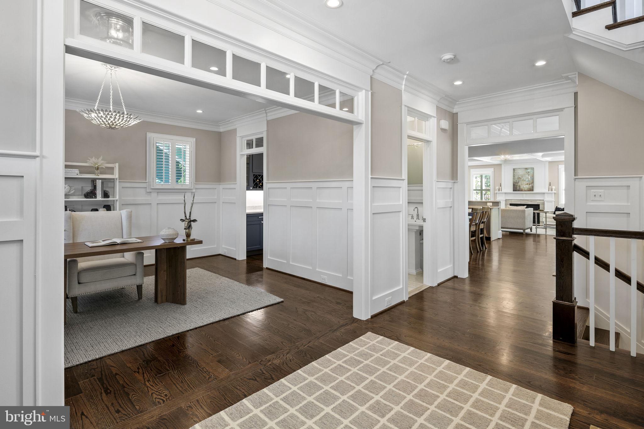 1801 North Bryan Street Arlington, VA 22201 - Photo 5 of 50 9 foot ceilings, transoms and custom trim work