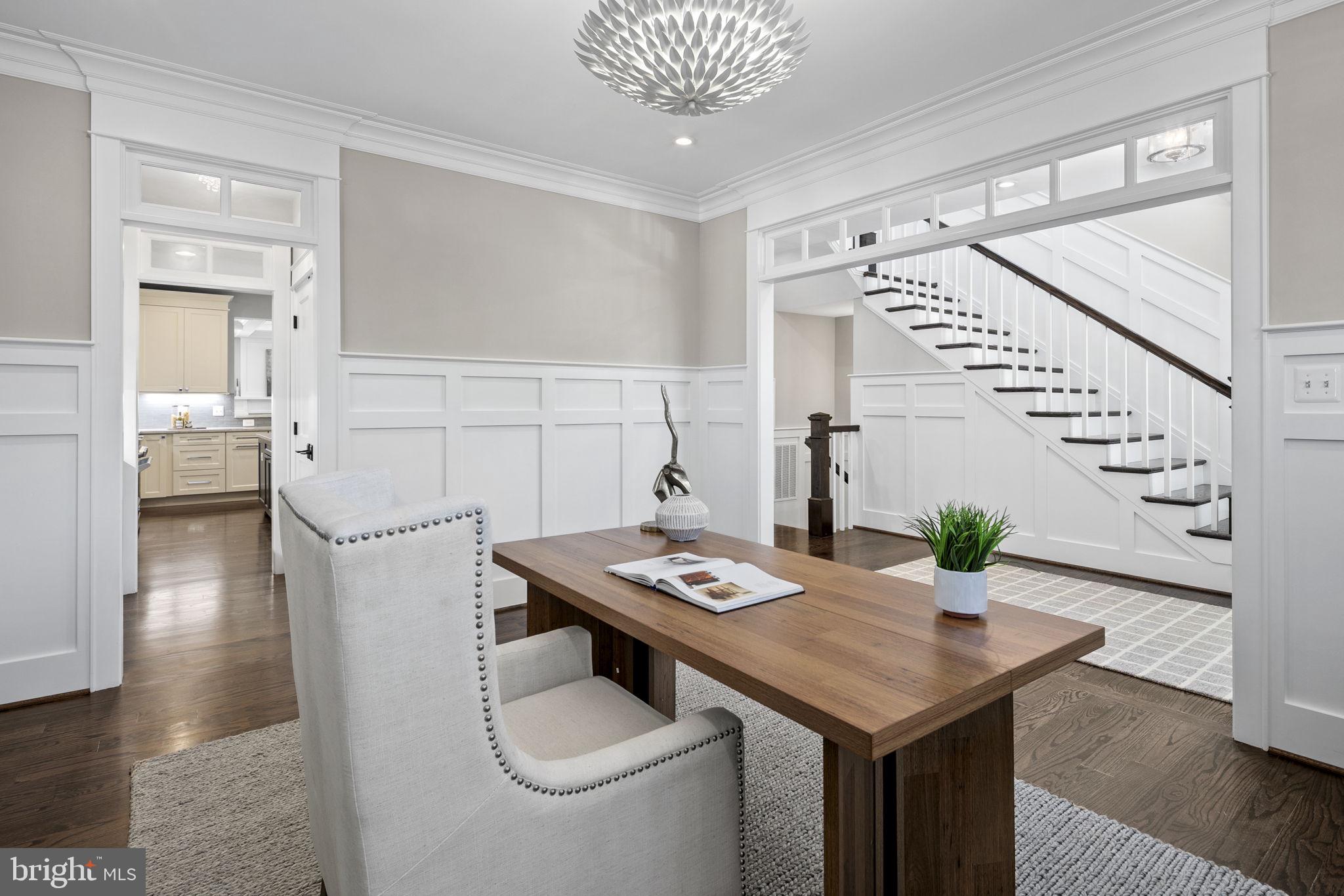 1801 North Bryan Street Arlington, VA 22201 - Photo 8 of 50 Stunning Staircase