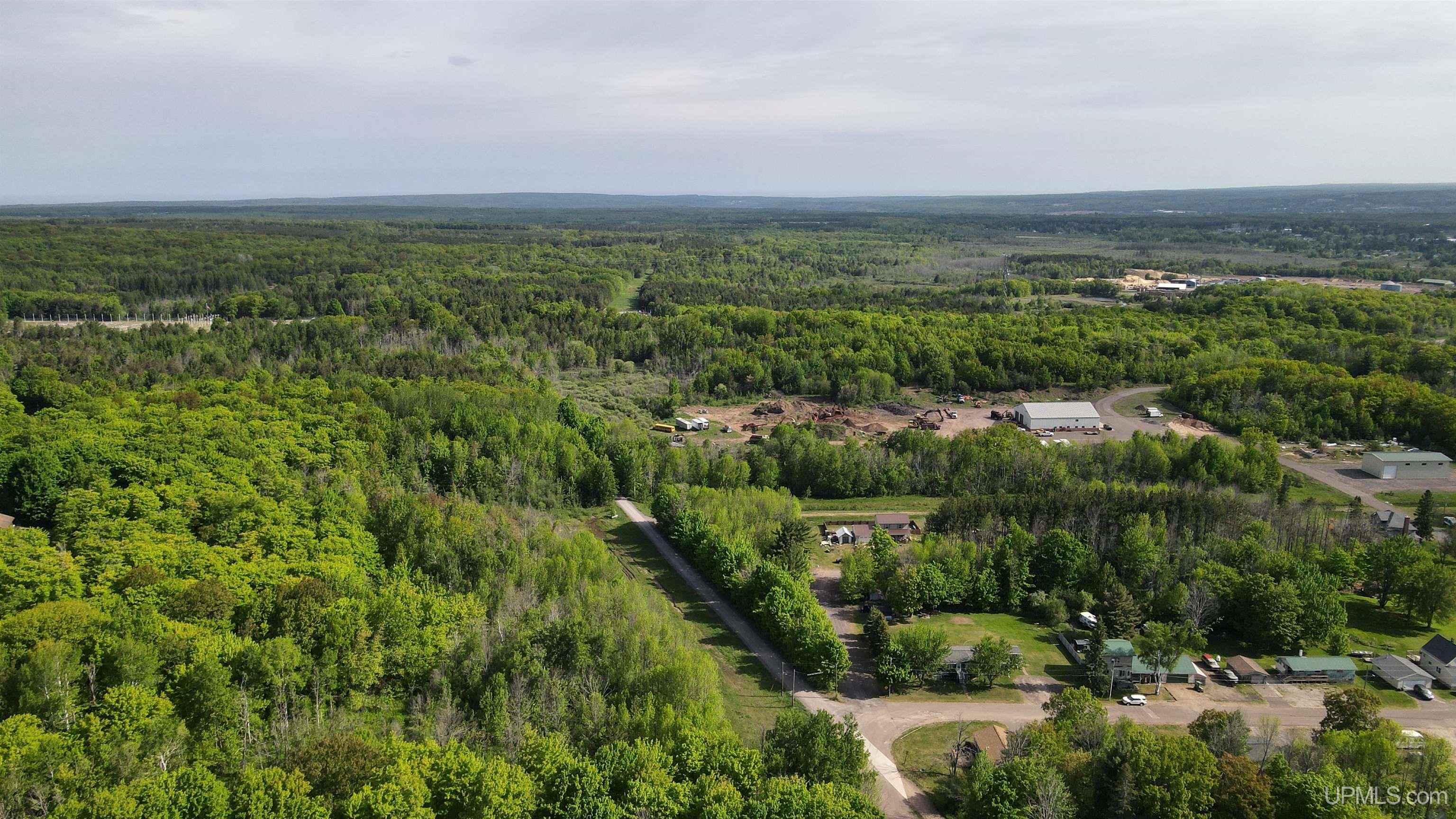 61 4th Street South Range, MI 49963 - Photo 30 of 35