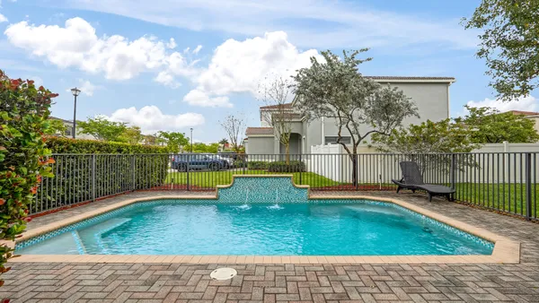 $799,000 | 19329 Northeast 8th Court, Miami, FL 33179