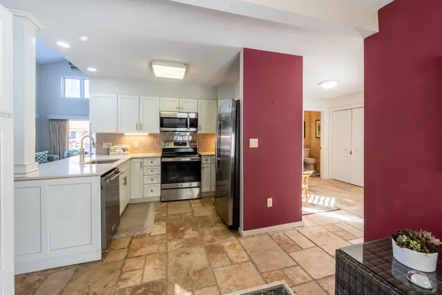 $845,000 | 3755 Quechee Main Street, Unit 9A, Hartford, VT 05059