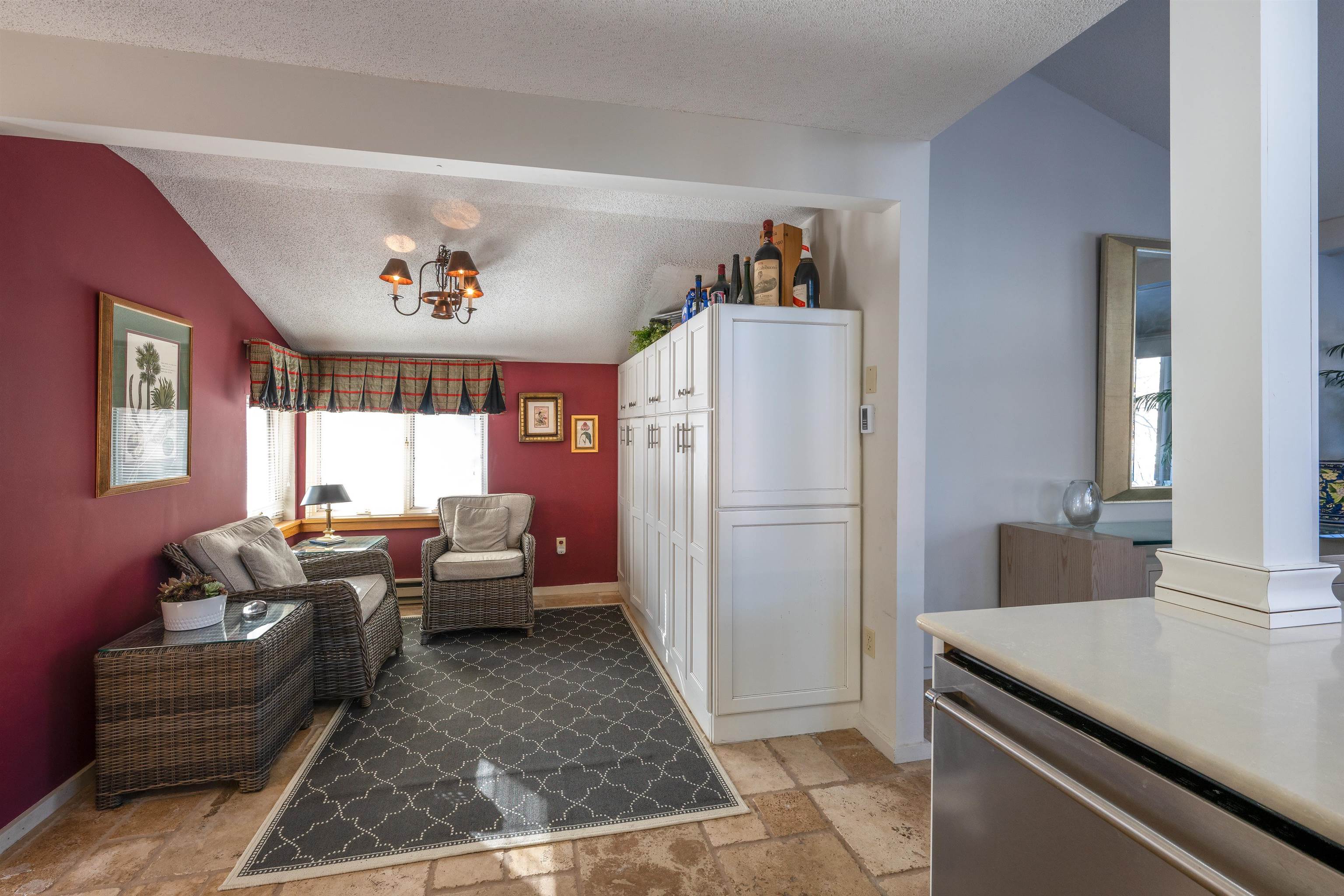 3755 Quechee Main Street, Unit 9A Hartford, VT 05059 - Photo 3 of 31