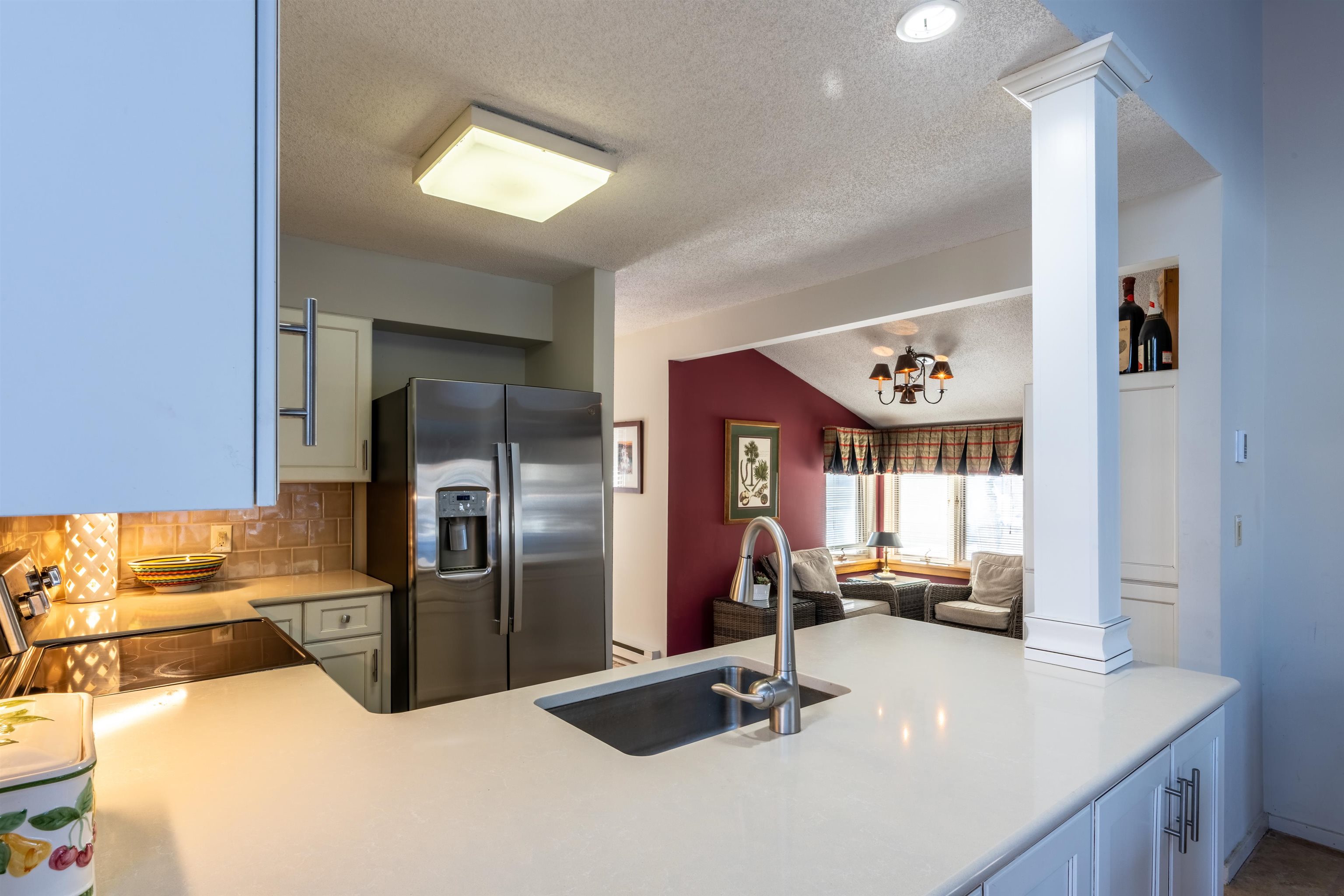 3755 Quechee Main Street, Unit 9A Hartford, VT 05059 - Photo 4 of 31