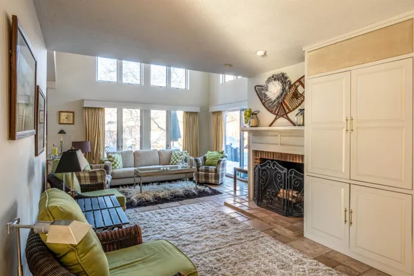 $795,000 | 3755 Quechee Main Street, Unit 9A, Hartford, VT 05059