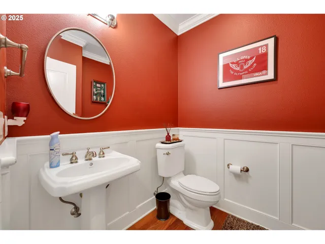 $1,050,000 | 2250 Turnberry Court, Eugene, OR 97401